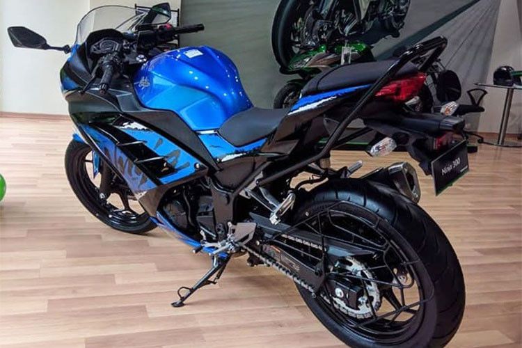 Kawasaki Ninja 300 2018 mới nhất giá chỉ 99 triệu đồng 13