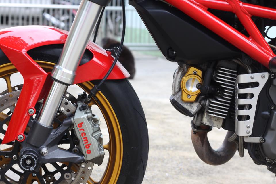 Ducati Monster 796 độ đậm chất chơi trên đất Thái hình 16