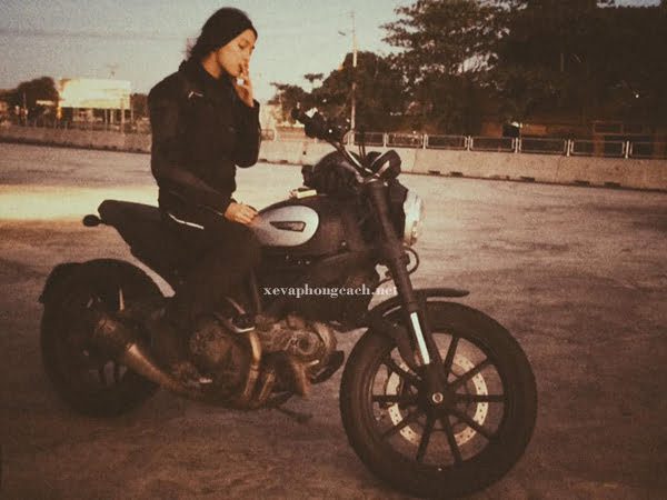 Bộ ảnh các nữ Biker xe PKL Việt làm người xem thán phục