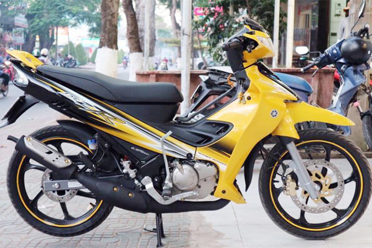 Vì sao Yamaha 125ZR có giá khủng 400 triệu tại Sài Gòn? 3