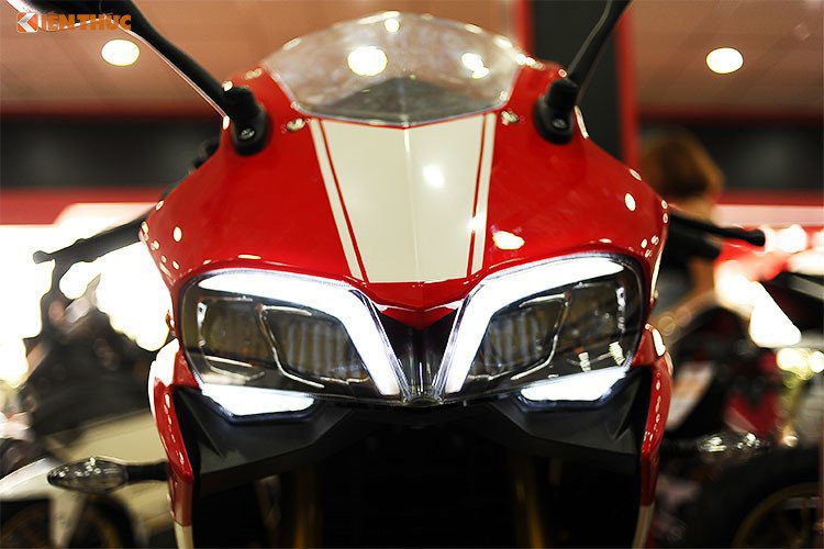 Chi tiết chiếc môtô GPX Demon 150GR giá 64 triệu vừa về Việt Nam 5