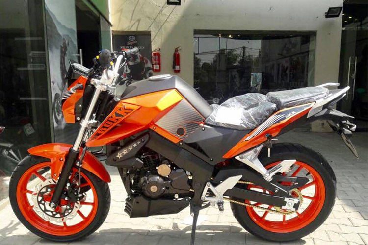 Cận cảnh chiếc môtô Trung Quốc “nhái” KTM Duke với giá chỉ 47,5 triệu đồng