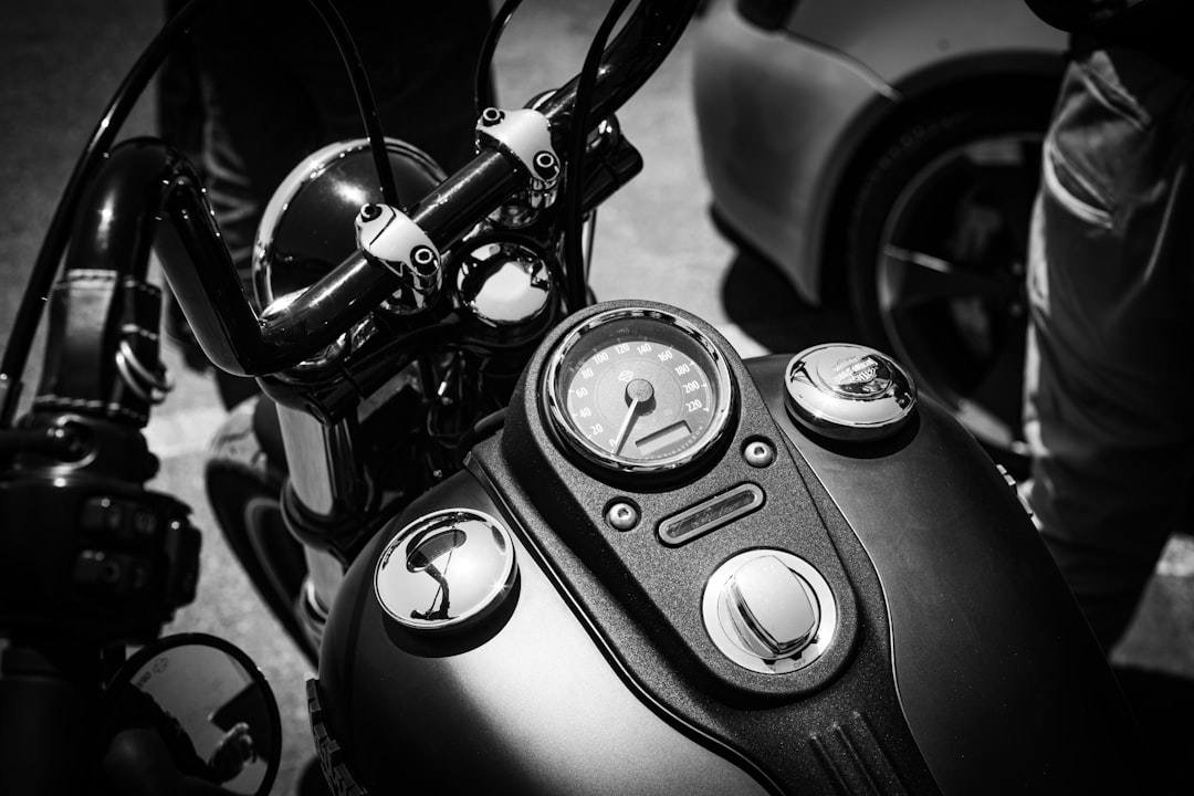 kiểm tra áp suất lốp moto kiểm tra áp suất lốp moto