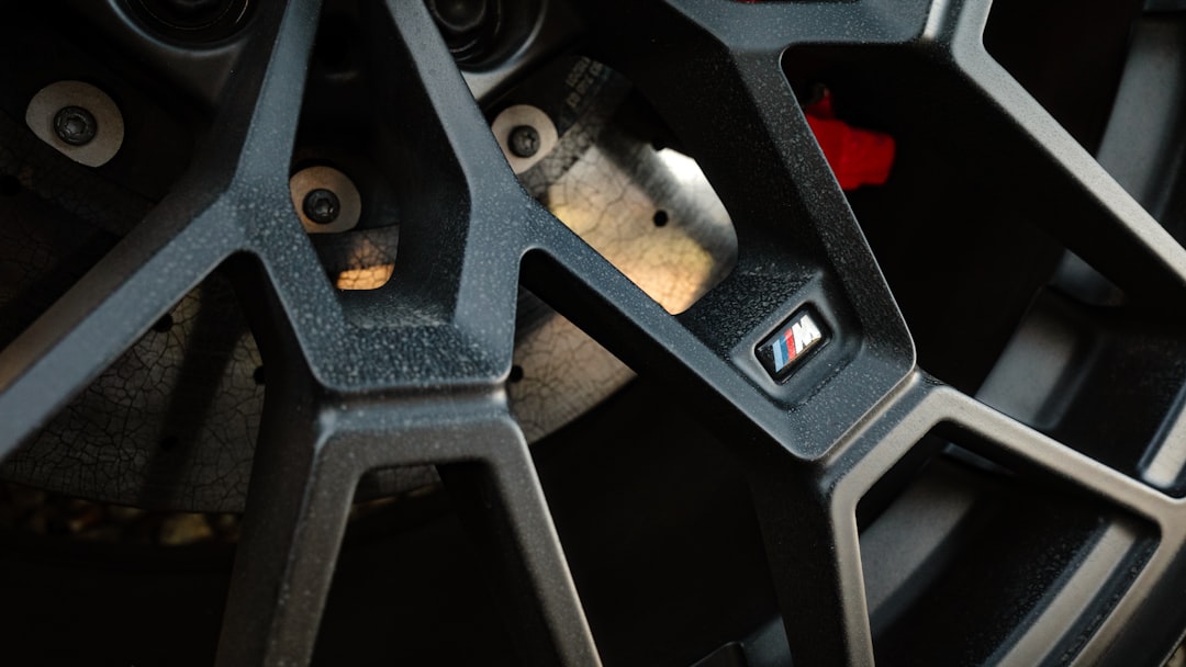 kiểm tra độ dày má phanh đĩa kiểm tra độ dày má phanh đĩa