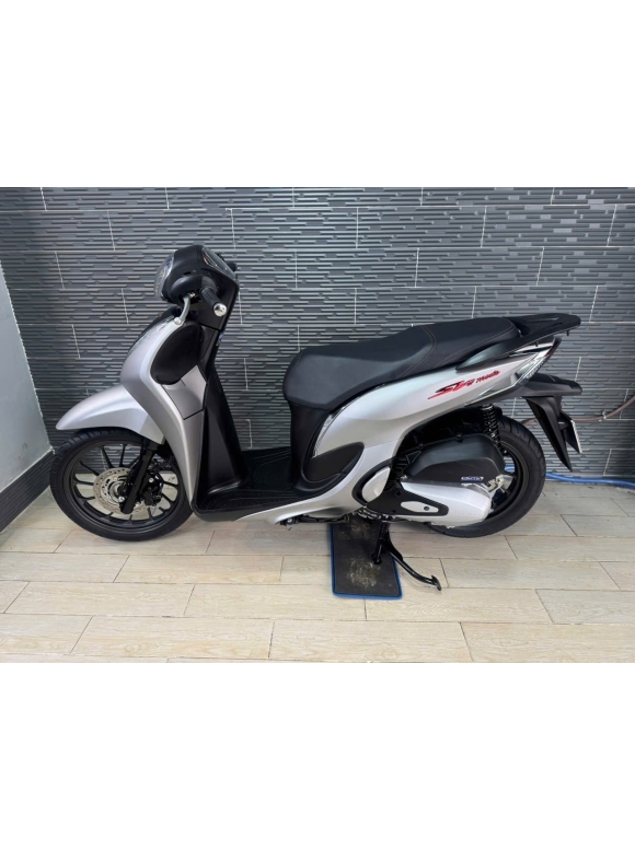 Kiểm tra xe SH Mode mới