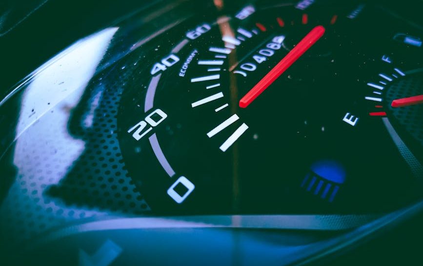 lái xe máy tiết kiệm xăng