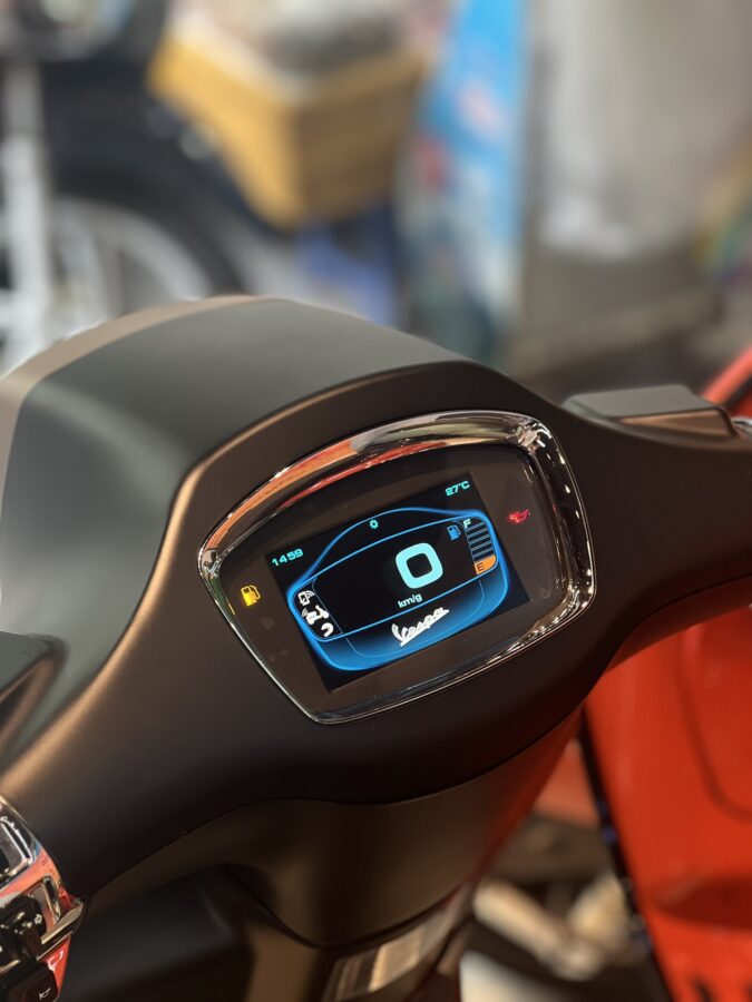 man hinh TFT xe may man hinh TFT xe may