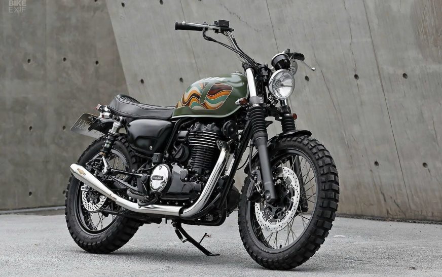 Triumph 400 Tracker Tổng quan