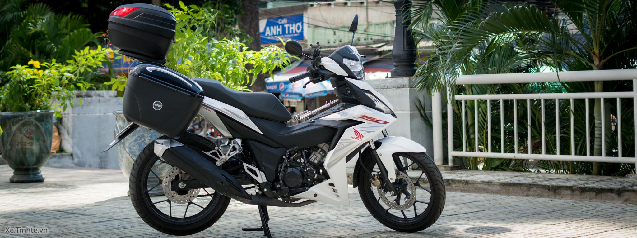 Winner X chở đồ đi tour Winner X chở đồ đi tour