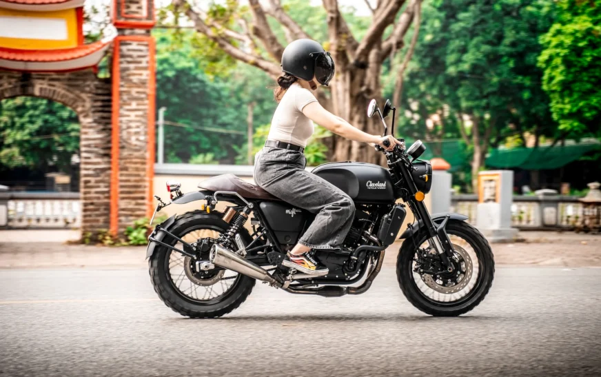 Biker an toàn trên đường