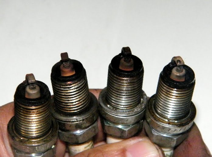 Kiểm tra bugi xe Kiểm tra bugi xe