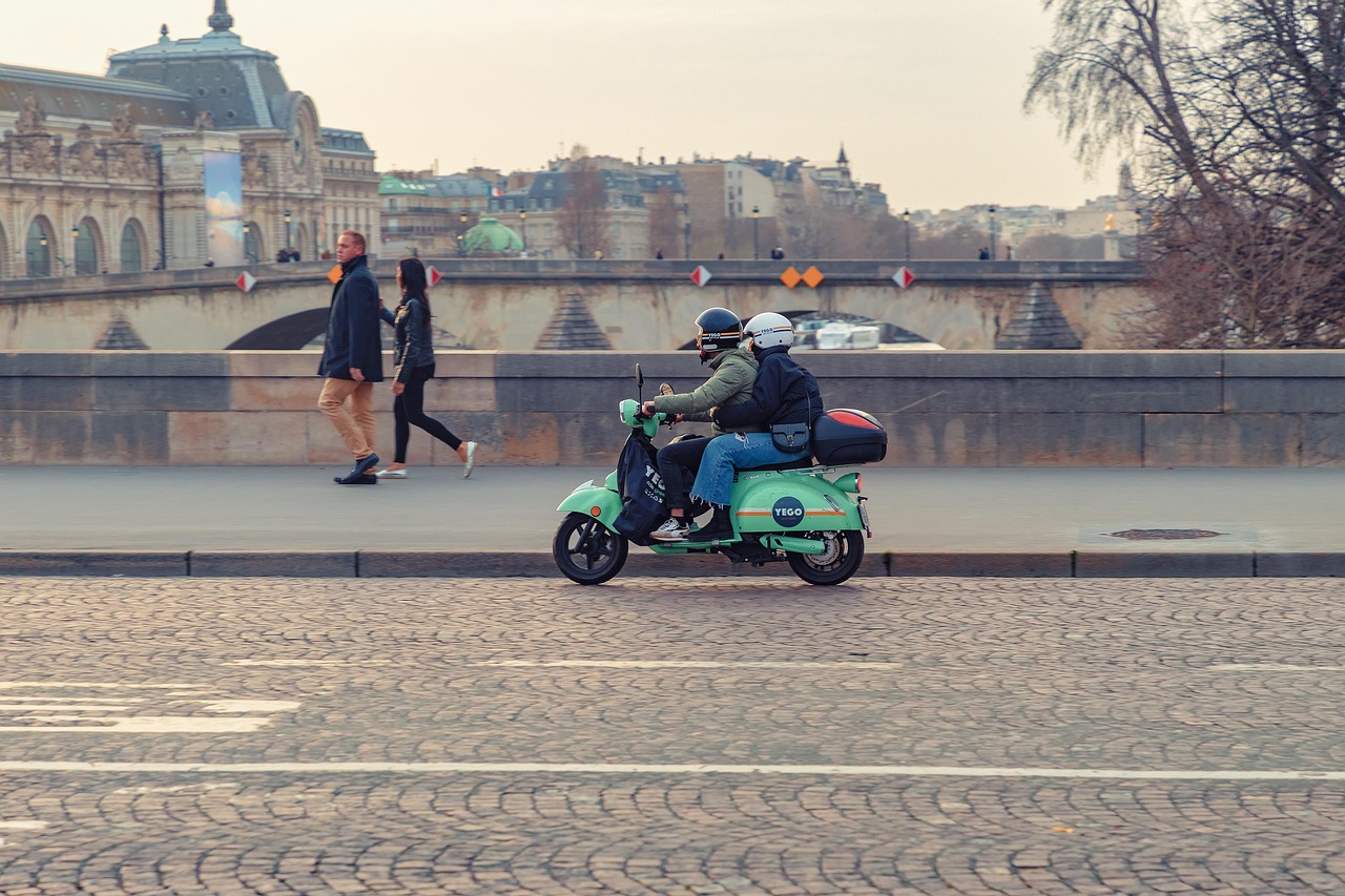 Xây dựng thương hiệu biker Xây dựng thương hiệu biker