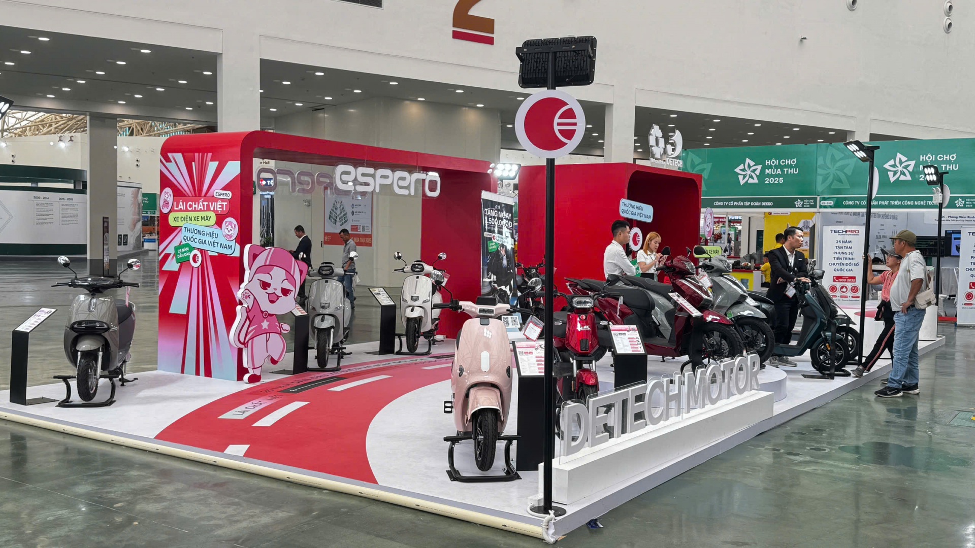 Xe điện tầm trung hiệu năng