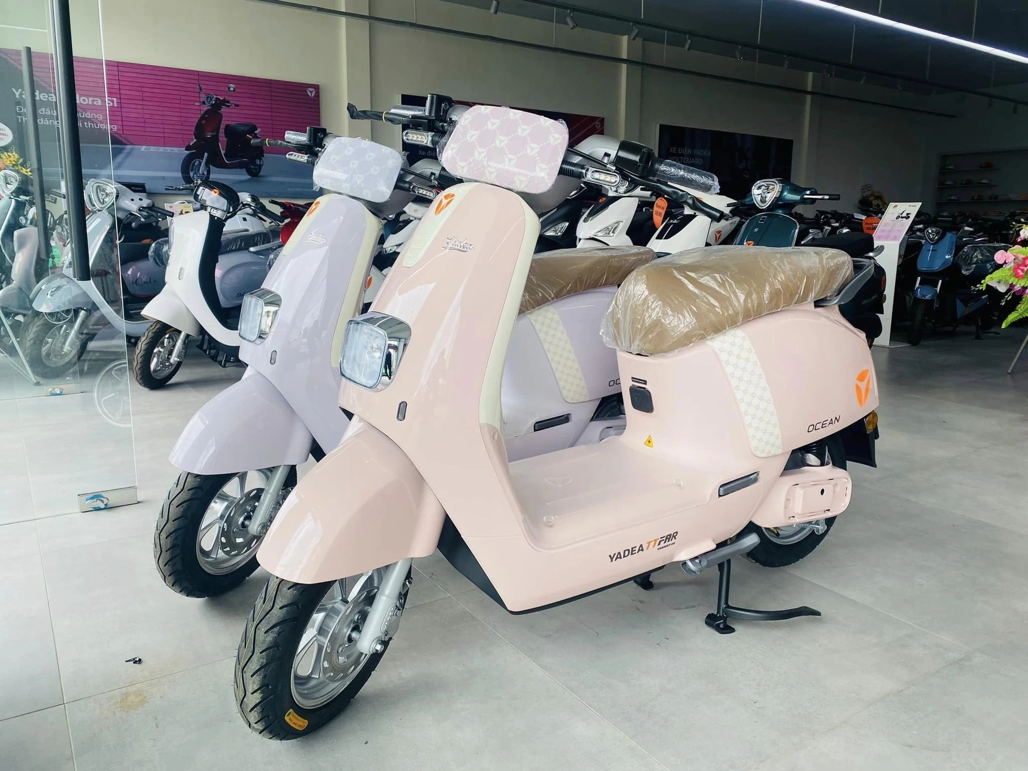 Xe máy điện Ý giá rẻ